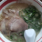 武蔵ラーメン ３９８円 ４００円を２円でも斬ってる点がスゴイ！