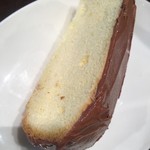 100% Chocolate Cafe. - 