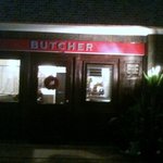 ブッチャー - お店は山荘通りから少し入った処にありますよ。 