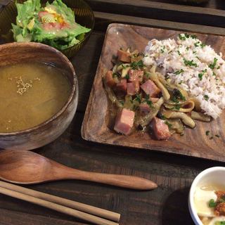 西新駅でおすすめの美味しいカフェをご紹介 食べログ