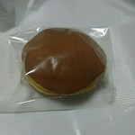 お菓子処 新宿 栄光堂 - どら焼き