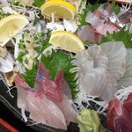 Assorted sashimi