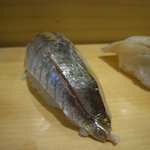 弁天山美家古寿司 - アジ