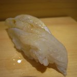 弁天山美家古寿司 - キス