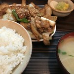 Tonkatsu Yoshie - 朝セン焼き定食（¥1,150）
