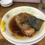 庶民 - 豚の角煮 (250円)