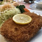 あさひやレストラン - ジューシーあつあつサクサクメンチカツ1,080円