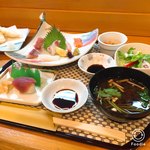 俵家 - 握り寿司とお刺身グレードアップ