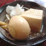 Yakiton Hinata - Apr-11　煮豆腐&煮玉子　300円