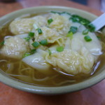 公仔記 乾炒牛河 - 上湯雲呑麺(MOP27)