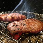 炭火焼ホルモン ぐう - 