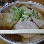 満古登食堂 - チャーシュー麺