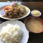 リヴァージュ - Ｂランチ・生姜焼