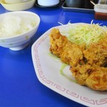 来来亭 - 唐揚げ定食の唐揚げとライス