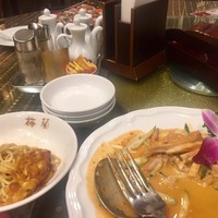 梅蘭 御茶ノ水ワテラス店 - 梅蘭焼きそばと棒棒鶏
