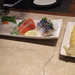 IKKYU - 1711_IKKYU-一休-_刺身盛合せ(3人前)＠250,000Rp、出汁巻き玉子＠50,000Rp