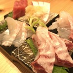 酒菜や　いしもん 西中島店 - お造りおまかせ五種