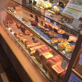 カフェ・ド・ラ・ターシュ_2