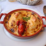 ルグドゥノム ブション リヨネ - リヨン風クネル　モリセットゥおばあさんスタイル　ナンチュアソース。