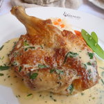 ルグドゥノム ブション リヨネ - 本日の肉料理(若鶏のロースト　クリームソース(正式名称は不明))。