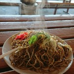 たぬきや - 焼きそば(400円)は盛りがかなりある♪