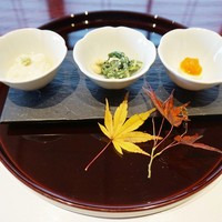 祇をん 豆寅 祇園店 - 2017年11月利用。豆すし膳(豆皿三点 おばん菜)
