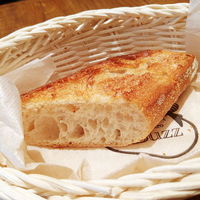 Bistro Buzz 赤坂 - パン