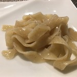 らぁ麺やまぐち - コシも風味も抜群の春よ恋新麦麺 (秋の限定「ポルチーニ香る新麦そば」1080円)