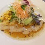 Restaurant　Flounder - 前菜ヒラメのカルパッチョ