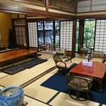 九重園 - 古民家を利用した店内