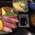 新潟市中央卸売市場誠食堂 - 