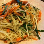 創作島料理・寿司処 ゆんたく - ソーメンチャンプルー（９９４円）も美味しかったです。