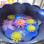 フライドチキン - 個性的な店内