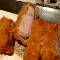 華蓮  大阪心斎橋店 - ほどよい脂身とキュッとしまったロース！