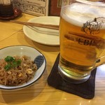 炭火焼淳晴 - お通し＋ビール