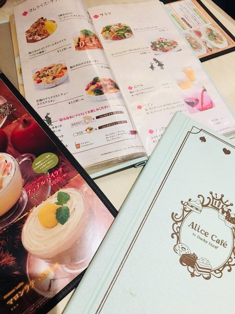 メニュー写真 閉店 お菓子の国のアリスカフェ 新宿ミロード店 Alice Cafe 新宿 カフェ 食べログ