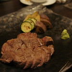 鉄板焼 Ekyu - 赤城山麓牛ランプ肉鉄板焼