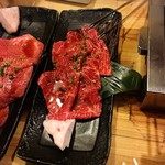 ホルモン焼肉 肉の大山 - 