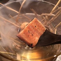 祗園245 - スペシャリテ：鰻と鶉半熟玉子の燻製