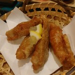 Gyouzabarunatsumeya - 鶏皮餃子