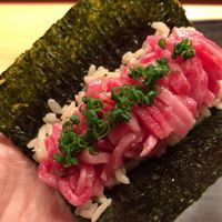 肉割烹 上 - 牛トロ巻き
                