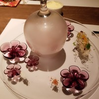 フレンチ割烹 宿 - 寒ブリ燻製♪このお皿めちゃカワ(ﾟ∀ﾟ*)