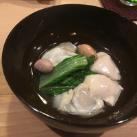 うを徳 - サロマ湖の小牡蠣と仙鳳趾の牡蠣の食べ比べ