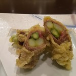 レストラン アモーレ - アスパラ肉巻です