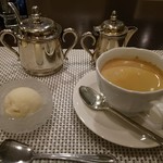 レストラン アモーレ - アイスとコーヒーです