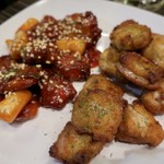 HOTSUN CHICKEN  - 「베이크 순살(반)＋베이크 순살(반)」（骨無しチキンのハーフ＆ハーフ）17000ウォン