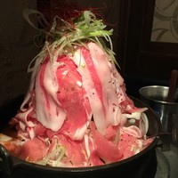 焼肉 にくなべ屋 神戸びいどろ 北野坂店 - 