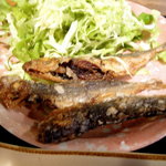 ホッと こめや - 鯵の唐揚げとサラダです