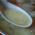 龍王 - 豚骨、鶏ガラのスープ