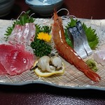 民宿 鈴せい - ひらめきが美味しそうでしょう‼️((o(^∇^)o))